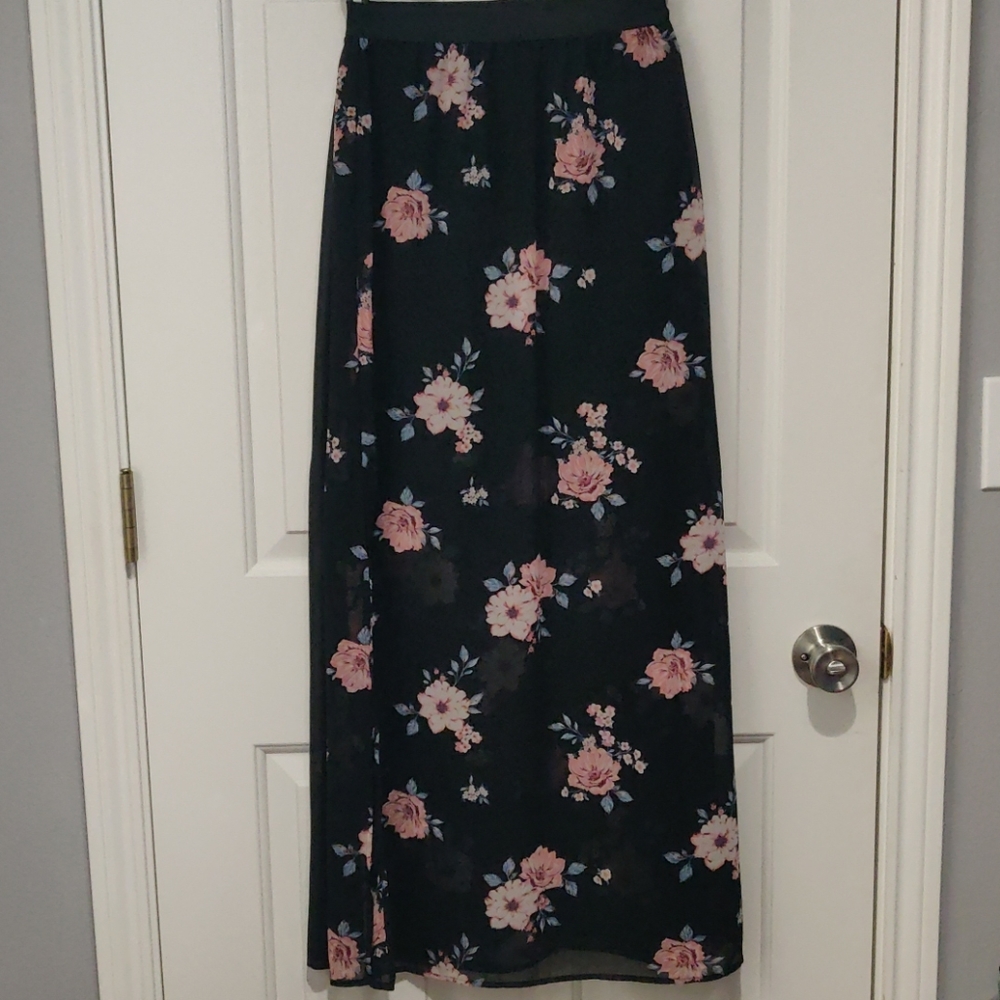 Black floral maxi skirt